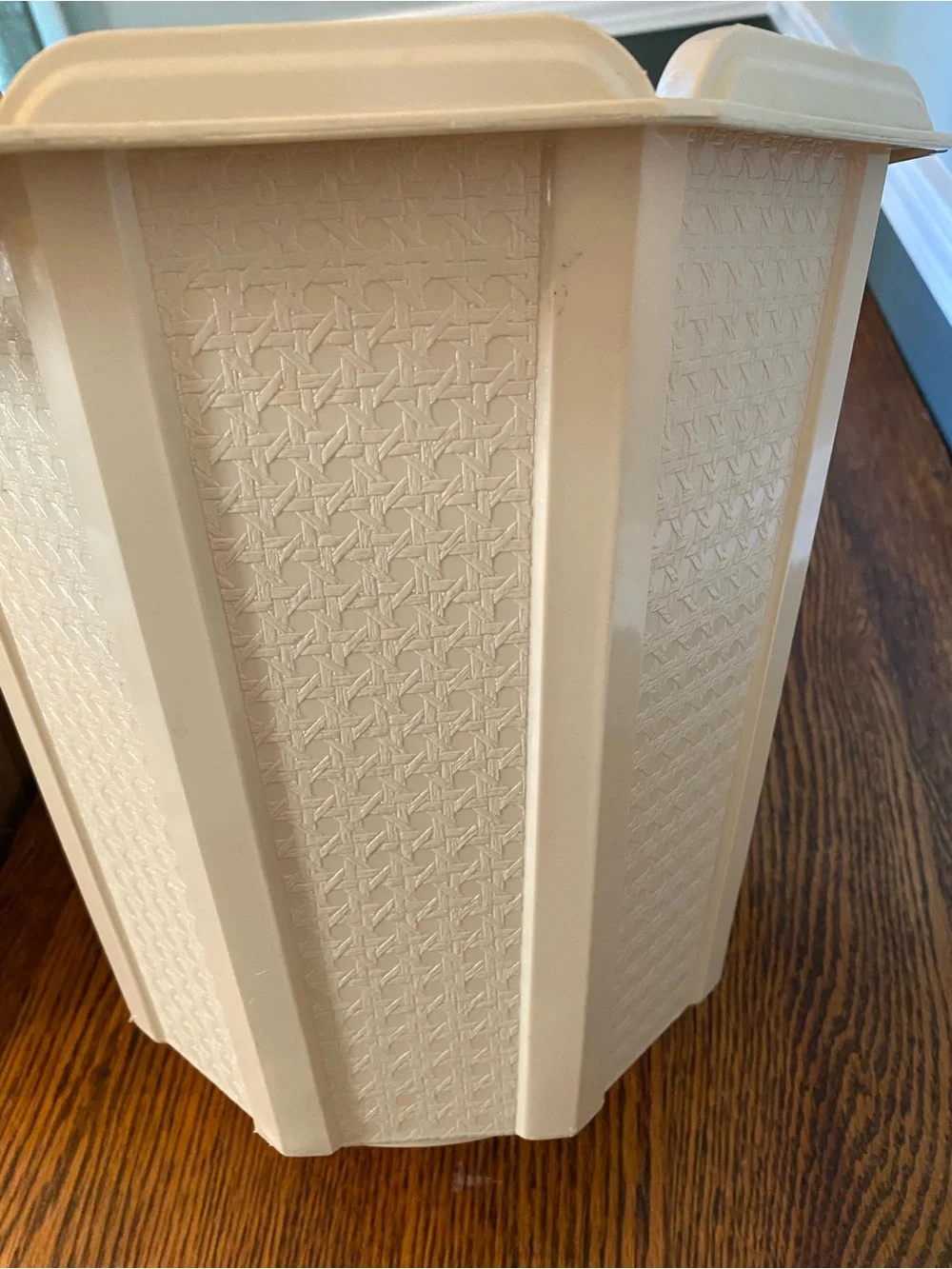 Vintage 1980s Beige Rubbermaid Trash Can Wastebasket Basketweave Fluted Octagon